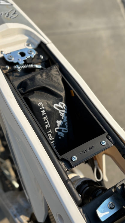 ETM RTR under seat storage PREORDER